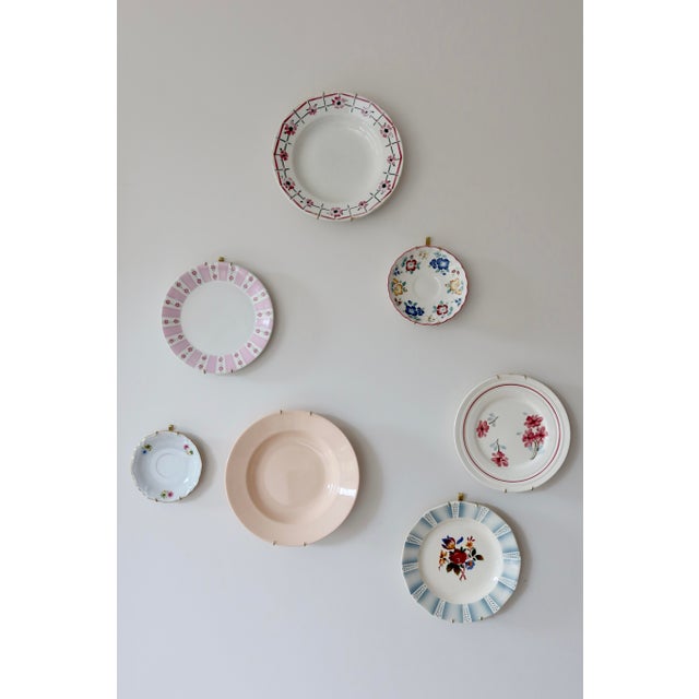 Wall Plates in Pink Earthenware, 1950s, Set of 7 For Sale - Image 9 of 9