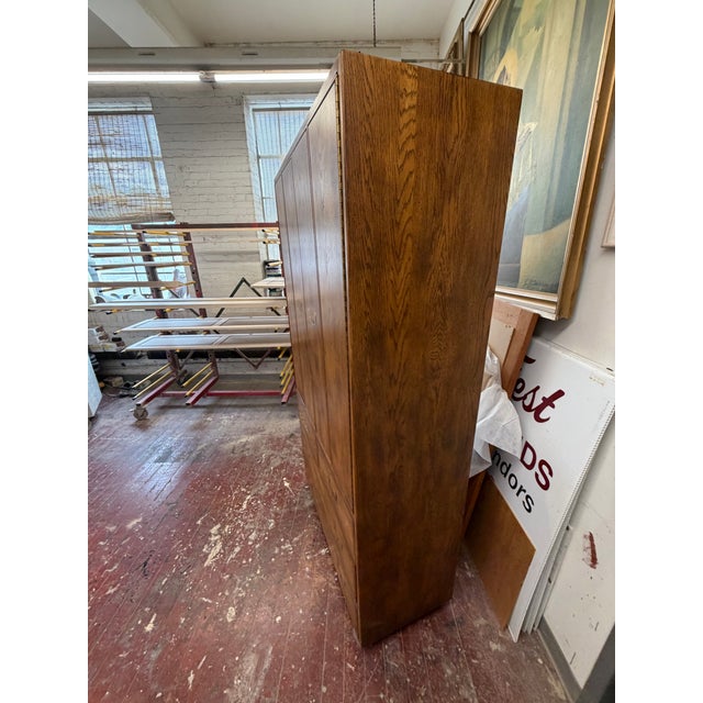 Wood Mid Century Modern Henredon Storage Chest, Attributed For Sale - Image 7 of 10