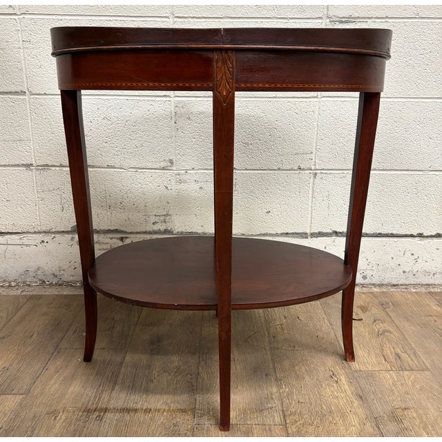 Vintage Mersman Mahogany Hepplewhite Style Tiered Oval End or Side or Lamp Table For Sale - Image 9 of 14