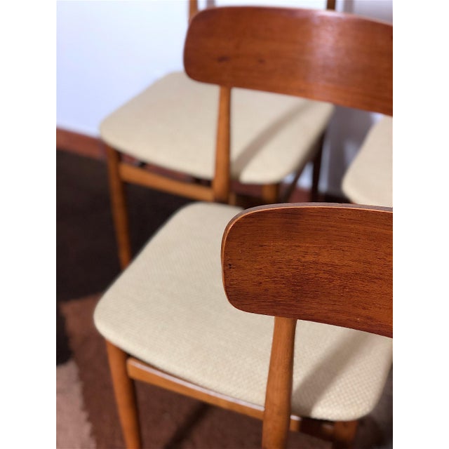 Mid-Century Modern Chairs, Italy, 1960s, Set of 6 For Sale - Image 12 of 17