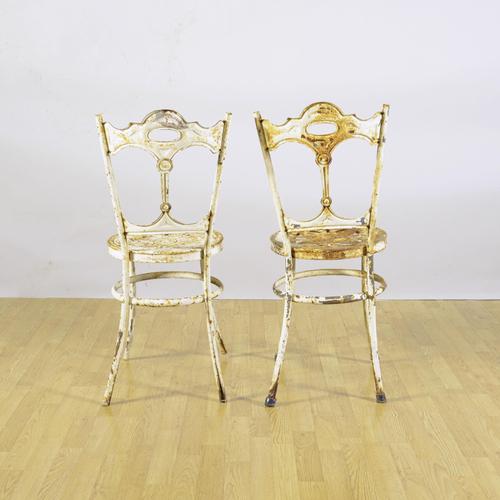 French White Iron Garden Chairs, 1900s, Set of 2 For Sale - Image 3 of 9