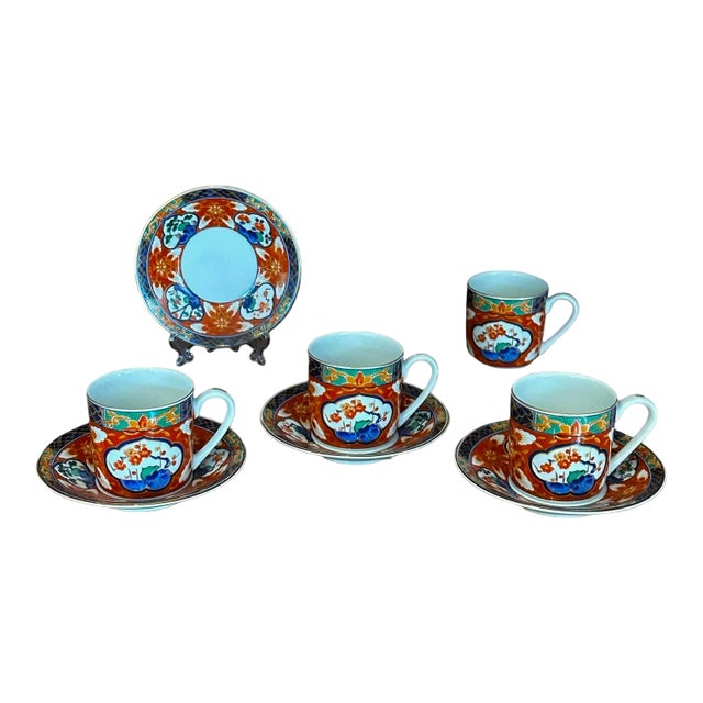 1970s Hand-Painted Dai Ichi Toki Imari Espresso Cups and Saucers - 8 Pieces For Sale