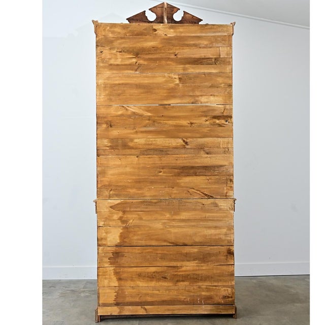 Early 20th Century English Tall Pine Bookcase with Painted Interior For Sale - Image 4 of 12