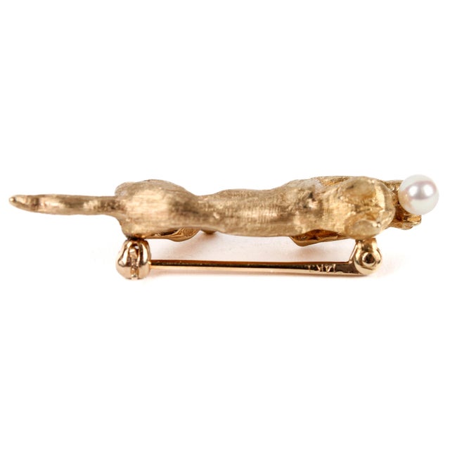 Metal 14k Yellow Gold Cat Brooch With 3.9mm Pearl, Late 20th Century For Sale - Image 7 of 10
