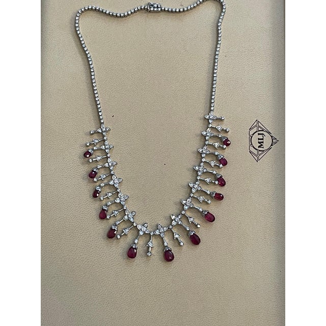 18 Ct Natural Ruby Briolette & 8 Ct Diamond Necklace 18 Karat White Gold, Estate For Sale In New York - Image 6 of 18