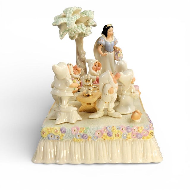 1990s Surprise for Snow White Group in Ceramic, 1998 For Sale - Image 5 of 12