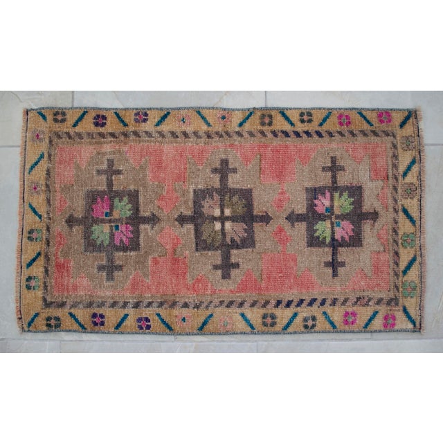 1970s HHand Knotted Small Turkish Rug Door Mat, Entryway Rug, Bath Mat, Kitchen Decor, - 18″ × 32″ For Sale - Image 13 of 13