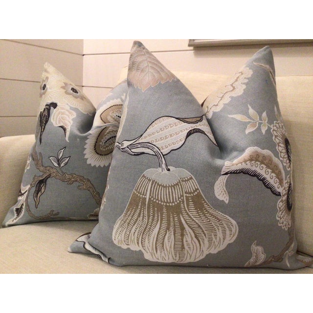 Contemporary Schumacher "Hot House Flowers" in Mineral Pillows - a Pair For Sale In Atlanta - Image 6 of 6