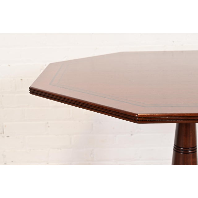 Baker Furniture Georgian Banded Mahogany Pedestal Breakfast Table or Game Table, Newly Refinished For Sale In South Bend - Image 6 of 10