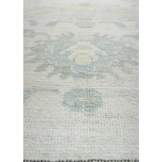 Turkish Turkish Oushak Rug 9'11" x 14'5" #20358 For Sale - Image 3 of 8