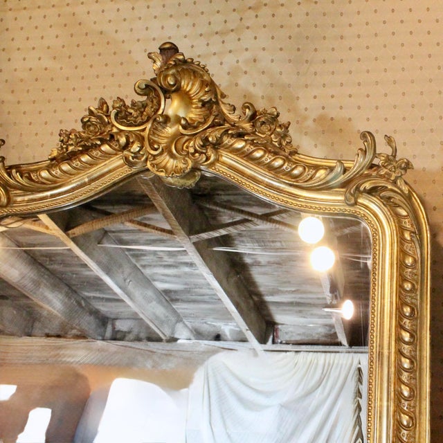 Louis Phillipe Giltwood Camel Back Rococo Crested Pier Mirror For Sale - Image 4 of 18