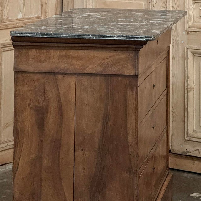19th Century French Louis Philippe Burl Walnut Marble Top Commode For Sale - Image 11 of 18