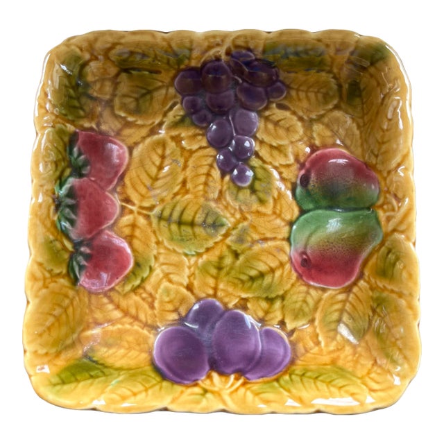 1930s Sarreguemines Majolica Barbotine Serving Bowl, France For Sale