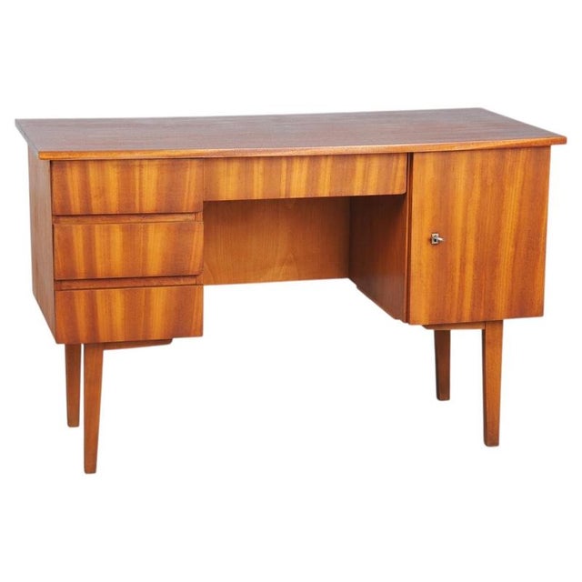 Mid-Century Modern Writing Desk in Mahogany Veneer, Czech, 1950 For Sale - Image 14 of 14