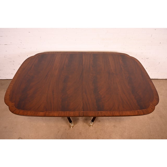 Stickley Georgian Banded Flame Mahogany Double Pedestal Extension Dining Table | Newly Refinished For Sale - Image 9 of 14