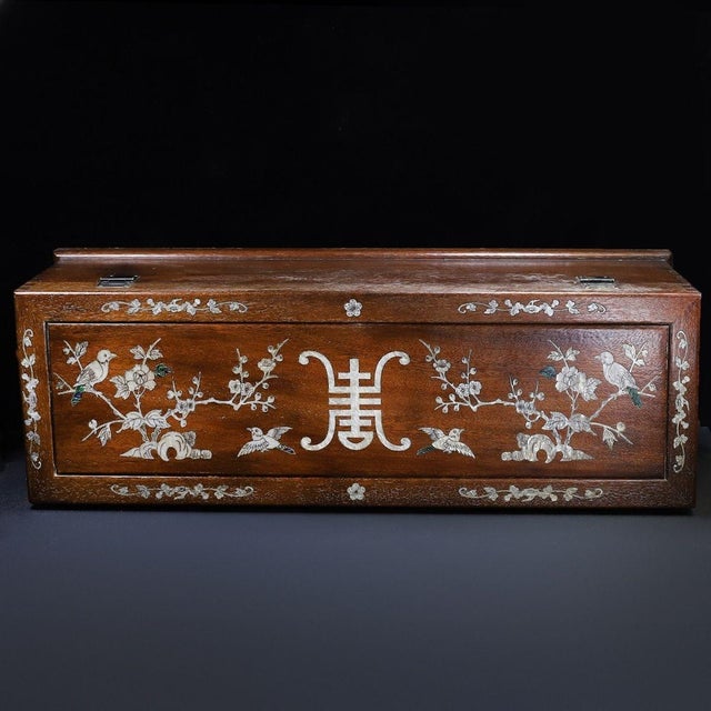 Dimensions: Height 30 cm (11.8") x Length 82 cm (32.3") x Width 28 cm (11") Material: Solid Hardwood (Huali Rosewood),...