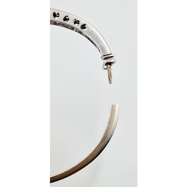 Bracelet in 18 Karat White Gold with 25 Diamonds, 1990s For Sale - Image 10 of 17