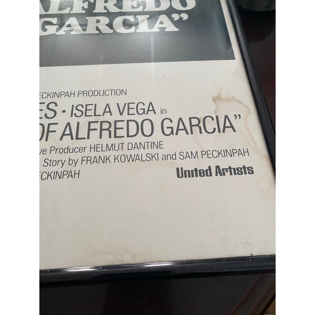 Metal Original 1974 Sam Peckinpah Alfredo Garcia Framed Movie Poster Insert Art For Sale - Image 7 of 8