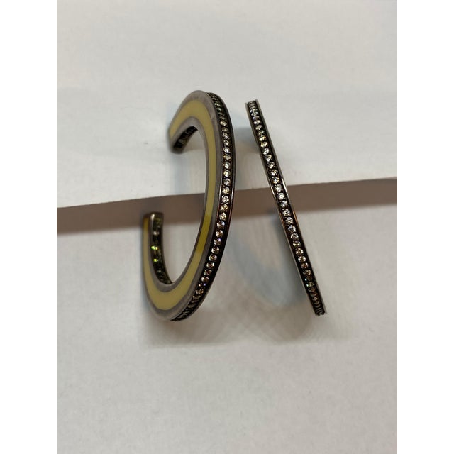 English Miriam Salat Iconic timeless Resin Ivory Hoops Set In Sterling Silver & Topaz For Sale - Image 3 of 18