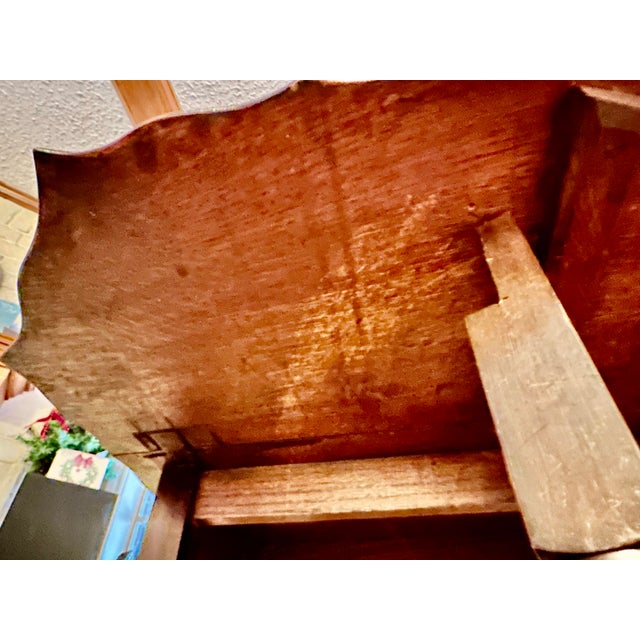 Antique English Oval Drop Leaf Table GateLeg With Scalloped Top Barley Twist Legs For Sale - Image 12 of 12