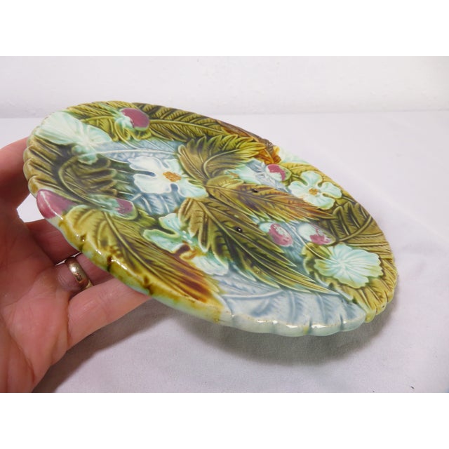 Ceramic Antique Haviland & Co Limoges Majolica Barbotine Strawberry Plate ~ Art Pottery For Sale - Image 7 of 12