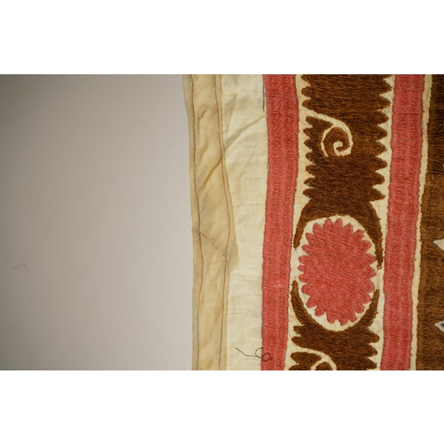 Square Uzbek Suzani Decor - Tribal Tapestry 3'8'' X 4'6'' For Sale In New York - Image 6 of 9