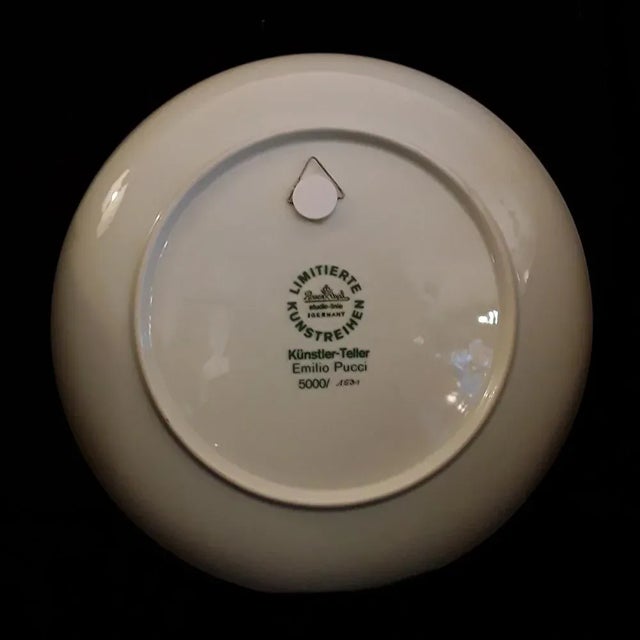 Porcelain Wall Plate Artist No. 11 by Emilio Pucci for Rosenthal, 1970s For Sale - Image 3 of 6