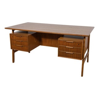 Mid-Century Teak Model 75 Freestanding Desk from Omann Jun, Denmark, 1950s For Sale