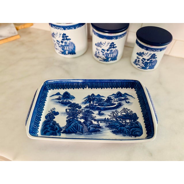 Chinoiserie Vintage Blue and White Chinoiserie Rectangular Baking Dish For Sale - Image 3 of 7