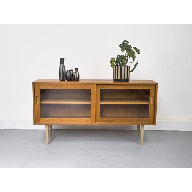 Mid-Century Modern Danish Oak Display Case from Brouer, 1960s For Sale - Image 3 of 18