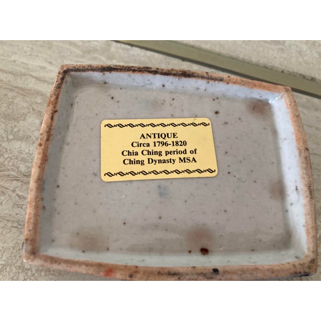 Antique Quing Dynasty Chinese Blue and White Porcelain Lidded Wax Stamp Container For Sale In Savannah - Image 6 of 6
