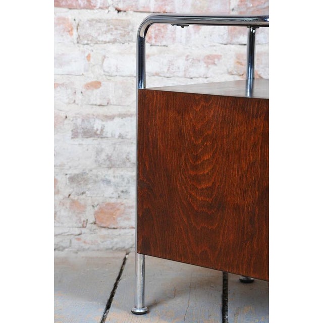 Czech Bauhaus Beech, Maple and Chrome Bedside Tables, 1930s, Set of 2 For Sale - Image 9 of 15