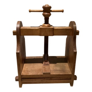 Large Vintage Model Book Press, 1920 For Sale