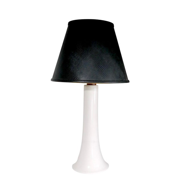 Lotte and Gunnar Bostlund Mid 20th Century Danish Modern Style White Ceramic Table Lamp For Sale - Image 4 of 14