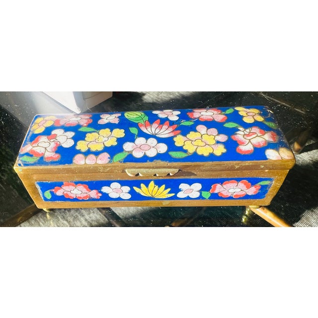 Vintage Chinese Cobalt Blue Floral Cloisonné Stamp Box With Three Compartments For Sale In Los Angeles - Image 6 of 11
