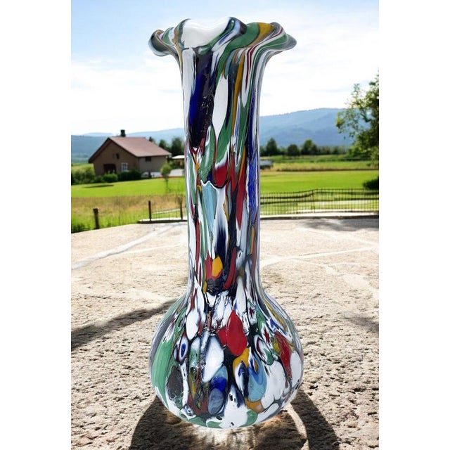 Murano Vase with Multi-Flowered Murrine For Sale - Image 8 of 15