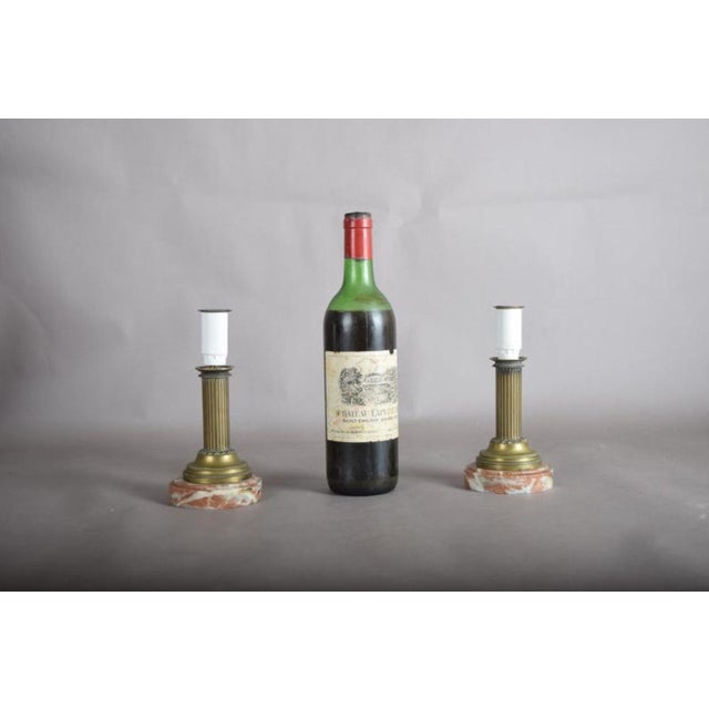 French Neoclassical Brass and Marble Table Lamps, 1920s, Set of 2 For Sale - Image 3 of 10
