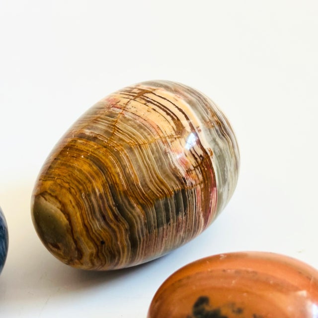 Set of 5 Vintage Stone Eggs For Sale In San Francisco - Image 6 of 7