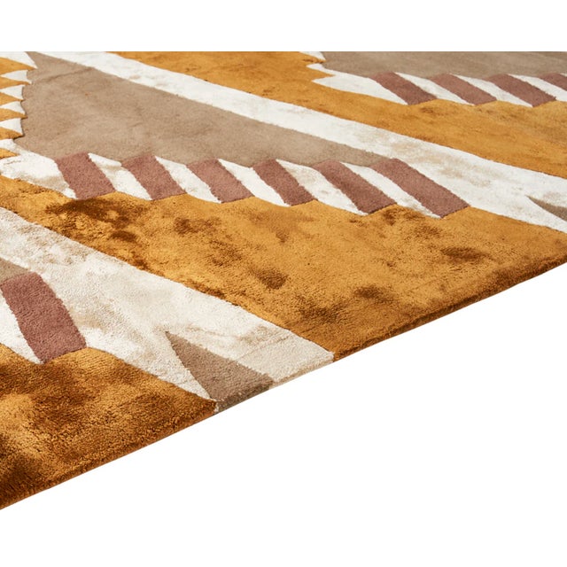 The Storm Gray Look-up rug invites reflection and serenity amidst life’s chaos. Hand-tufted from luxurious New Zealand...