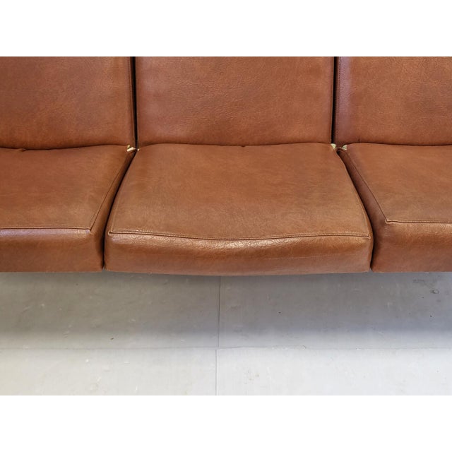 Mid-Century Modern Three-Seater Sofa in Havana Skai and Chrome Steel, 1960s For Sale - Image 3 of 13