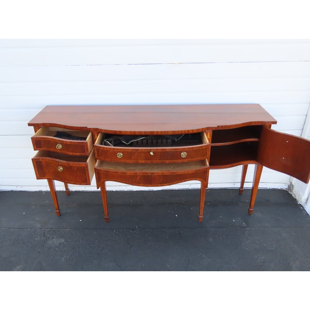 Karges Hepplewhite Style Inlay Long Sideboard Credenza Bathroom Vanity 6568 For Sale In Miami - Image 6 of 18