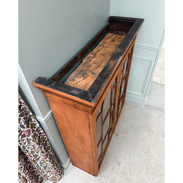 Antique English Display Case For Sale - Image 11 of 17