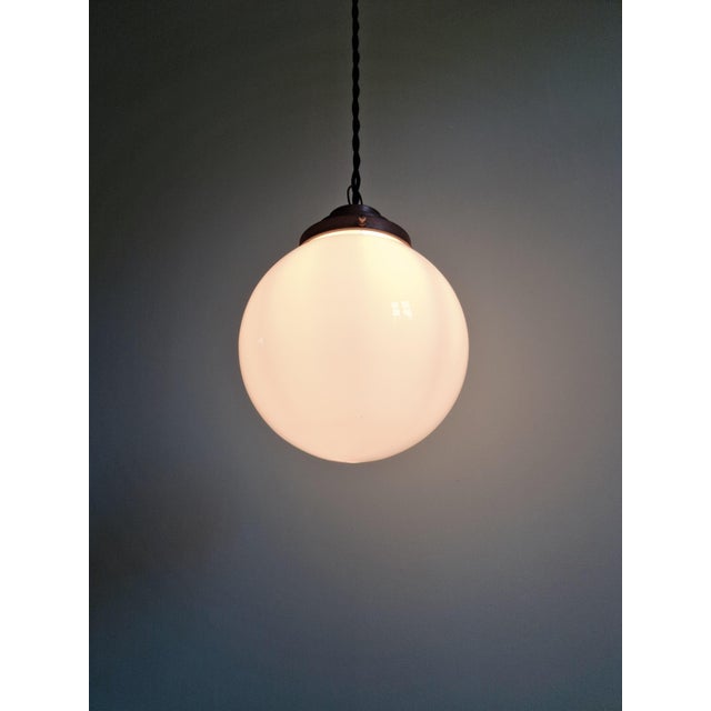 Art Deco Pendant Light in White Opaline Glass from Val Saint-Lambert, Belgium, 1930s For Sale - Image 4 of 14