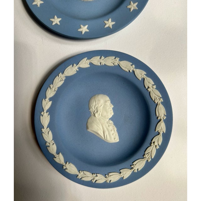 Wedgwood State Series Jasperware Set, 1976 For Sale - Image 9 of 18