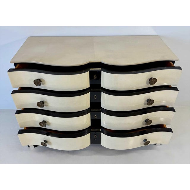 Art Deco Chest of Drawers in Parchment and Black Lacquer by Osvaldo Borsani for Borsani, 1940s For Sale - Image 12 of 15
