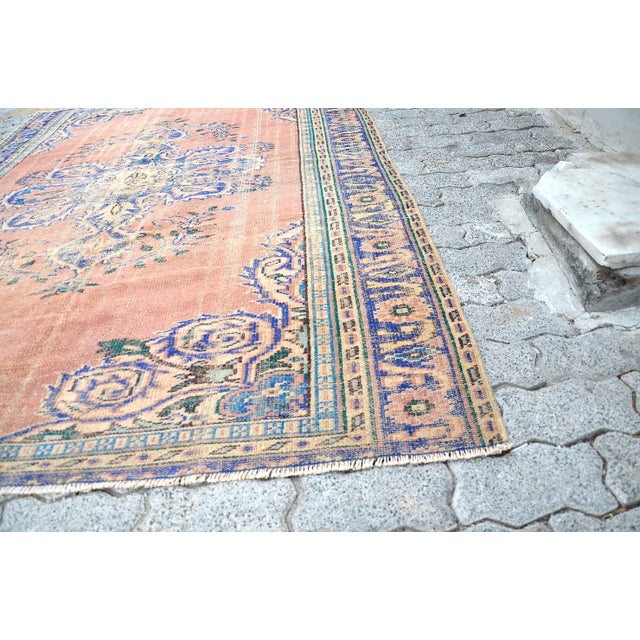 Turkish 1960s Anatolian Oushak Turkish Area Rug For Sale - Image 3 of 11