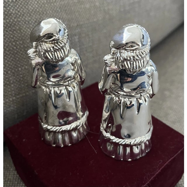Godinger Vintage Godinger Silver Plated Christmas Santa Claus Salt and Pepper Shaker Set For Sale - Image 4 of 9