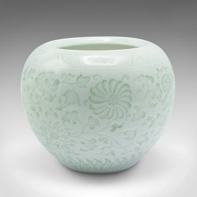 Early 20th Century 1930's Small Vintage Bowl Vase For Sale - Image 5 of 8