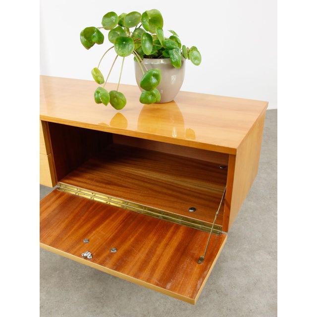 Mid-Century Modern Italian Sideboard, 1960s For Sale - Image 10 of 18