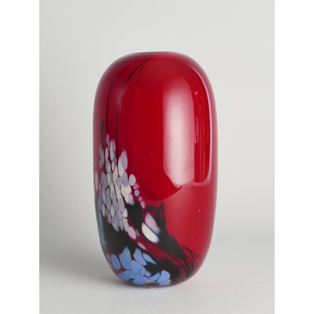 Glass Art Glass Cherry Red Vase by Mikael Axenbrant, Sweden, 1990s For Sale - Image 7 of 18